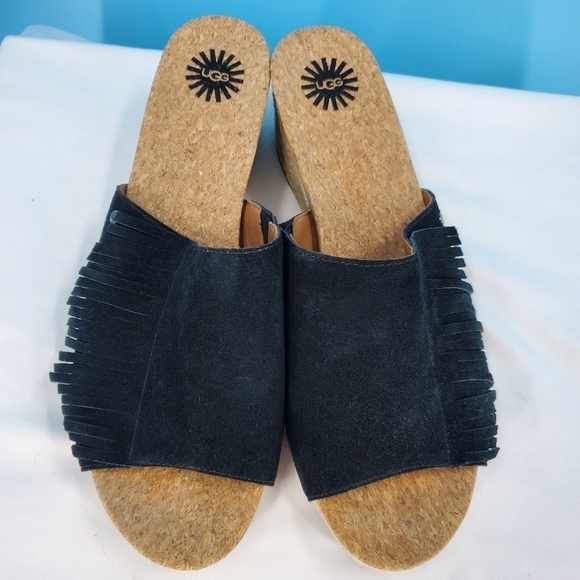 UGG black suede fringe wedge sandals 10 - Picture 4 of 15